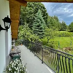 Zakatek Sloneczny Pod Barania Gora Farm stay *
