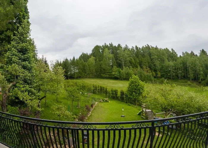 Zakatek Sloneczny Pod Barania Gora Kamesznica